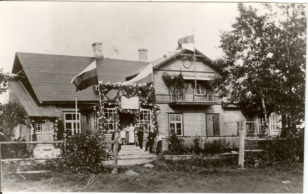 kooli avamine Amblas