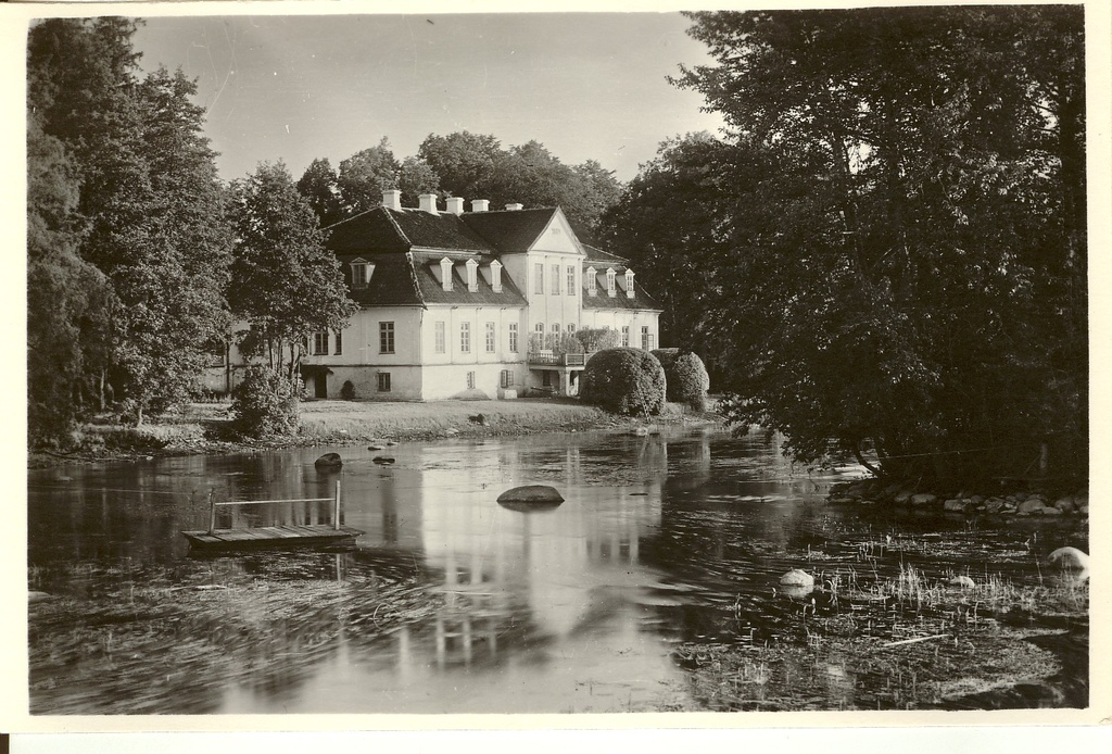 Türi-Alliku mõisahoone