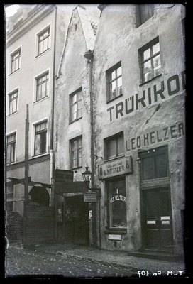 Tallinn, Suur-Karja tänav 8 fassaad.  similar photo