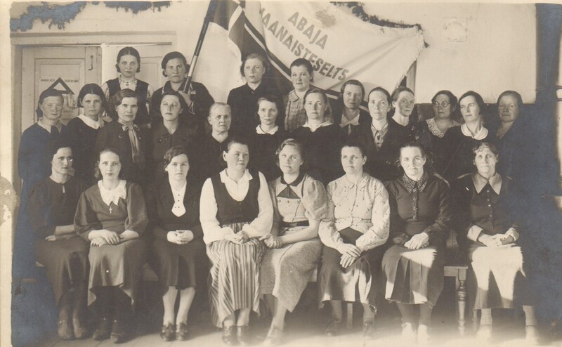 foto Abaja Maanaiste seltsi liikmed