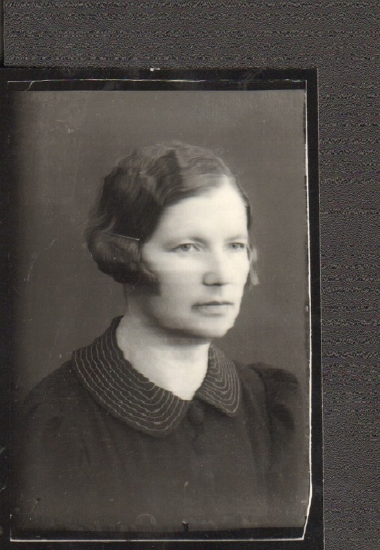 klaasnegatiiv, Paide Ühisgümnaasiumi õpetaja Olga Puskar 1937.a.