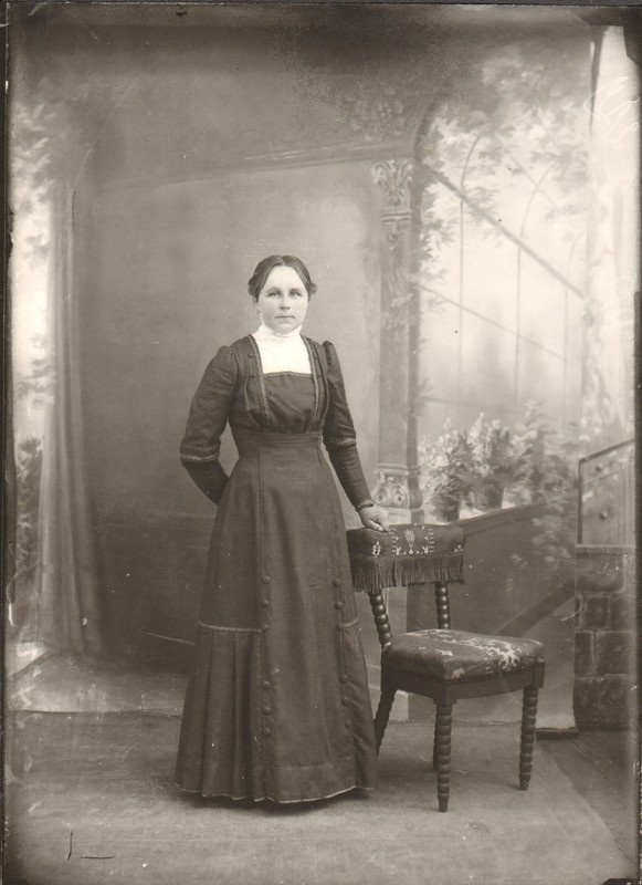 klaasnegatiiv ja foto, Brank, naise fotoportree 1910.a.