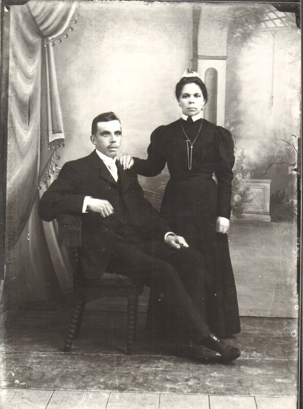 klaasnegatiiv ja foto, abielupaar