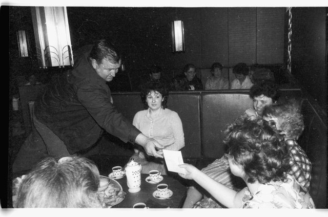 Töötajate autasustamine ettevõtte Viru Rand baaris