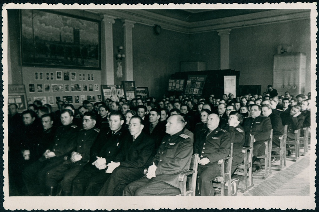 Vaade saali vabariigi tuletõrjetöötajate nõupidamisel