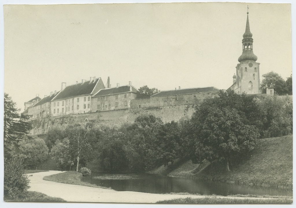 Tallinn, on the west of Toompea, on the right of Toomkirik.