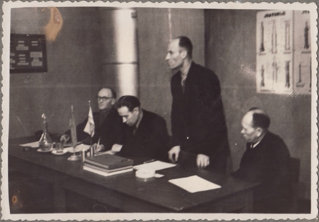 Tallinna Keskrajooni VTÜ II meessalga koosoleku presiidium