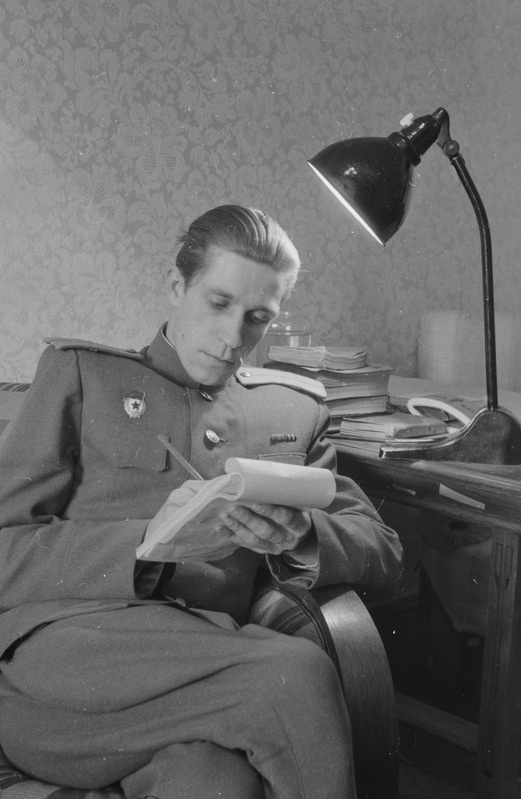 Kirjanik, kaardiväe leitnant Ralf Parve