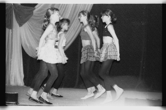 Tantsuvõistlus koolis