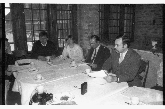 Koosolek Narva Hermanni linnuse Suures Kivisaalis