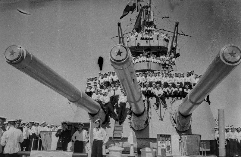 Balti laevastiku ristlrja Oktoobri revolutsioon reidil