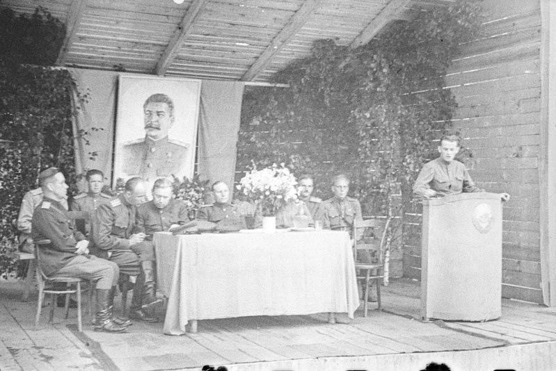 8. Eesti Laskurkorpus. Parteikonverents (1944).