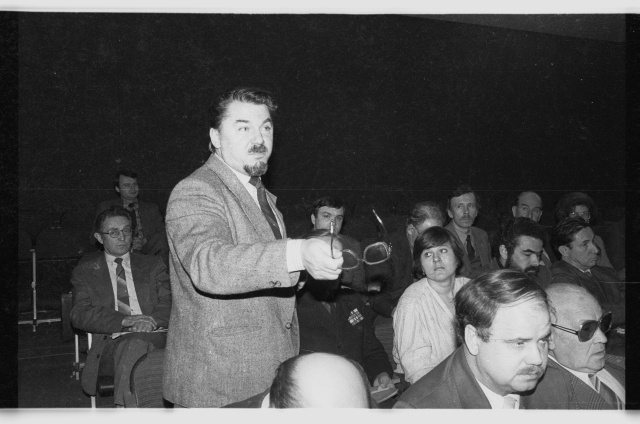 Koosolek; sõnavõtja