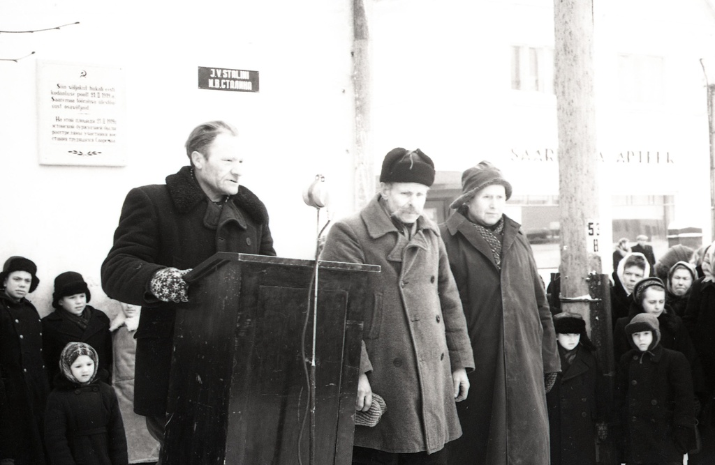 Saaremaa 1919. aasta mässu 40. aastapäev: miitingul kõneleb Mihkel Kuusküll