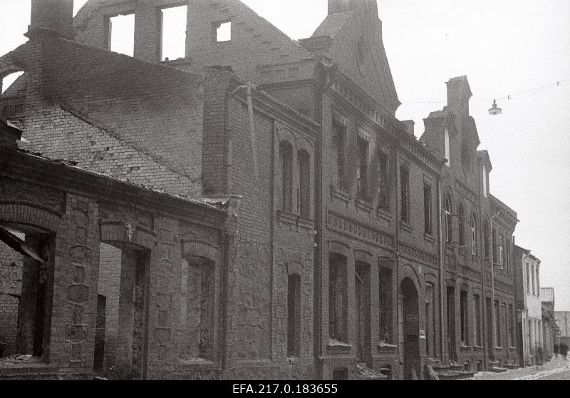 Maja varemed Tartu tänav 10.