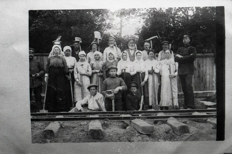 Saaremaa raudtee ehitus Kuressaares Lootsi tänava piirkonnas 1918. a.