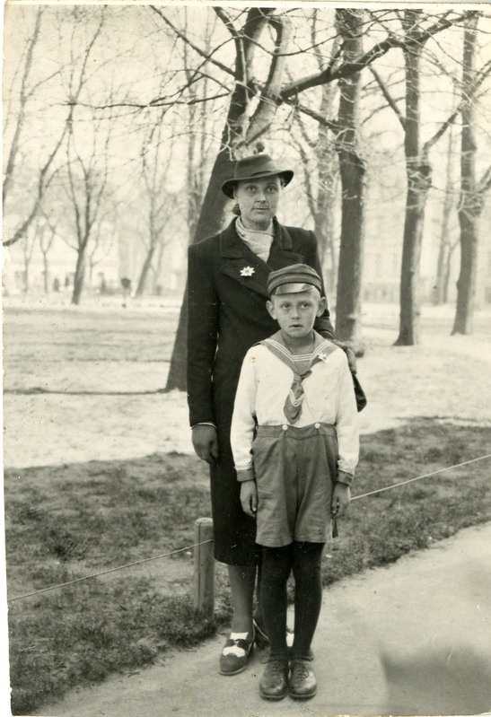 Maria Kaal oma pojaga