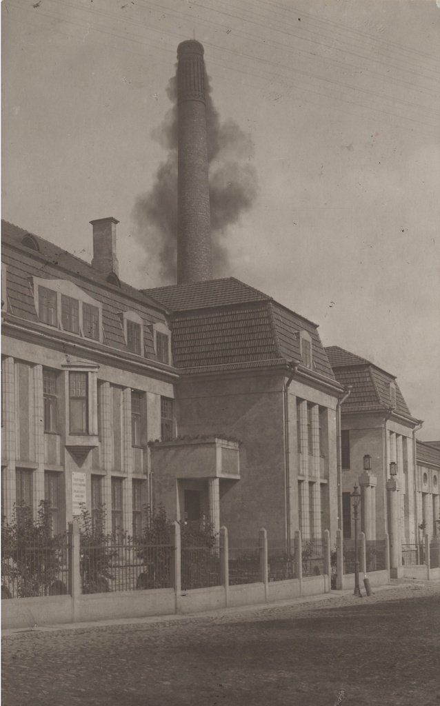 [tallinn] : [electric power plant]