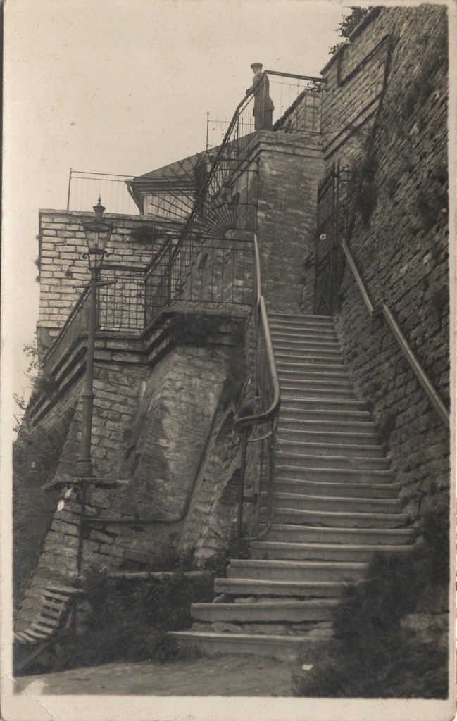 [tallinn] : [Toompea]