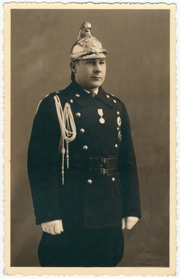 Viljandi Tuletõrjedivisjoni pealik Eduard Leisner  duplicate photo