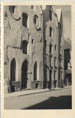 Estonian-tallinn : House group Three sisters = House group Die drei Schwestern  duplicate photo