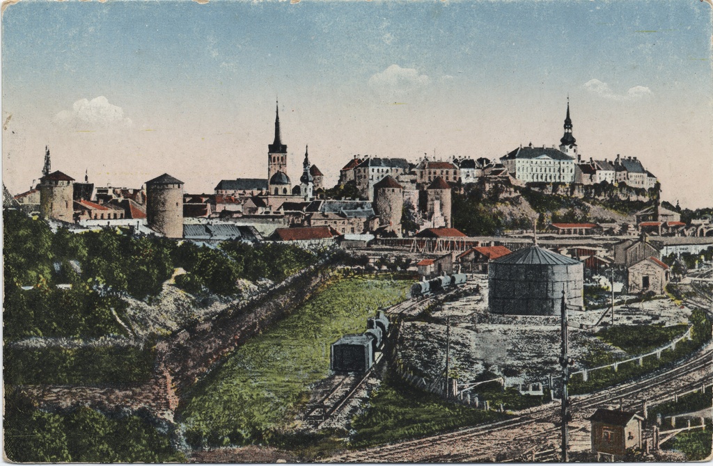 Tallinn : Reval