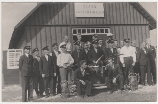 Vabatahtliku tuletõrje Varbola kompanii IV rühma liikmed õppepäeval