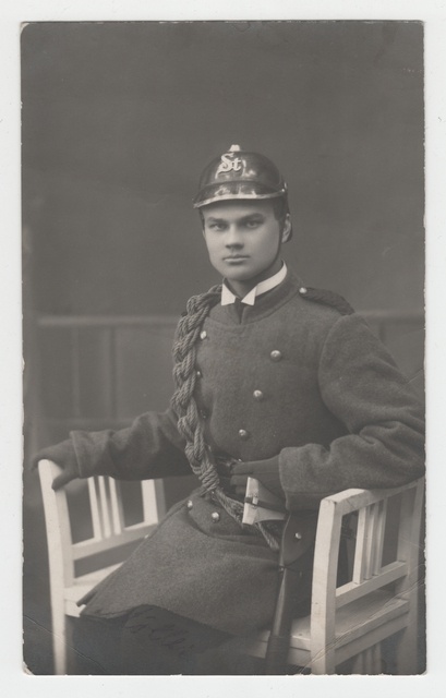 Ronijate jaoskonna vormis tuletõrjuja Möller