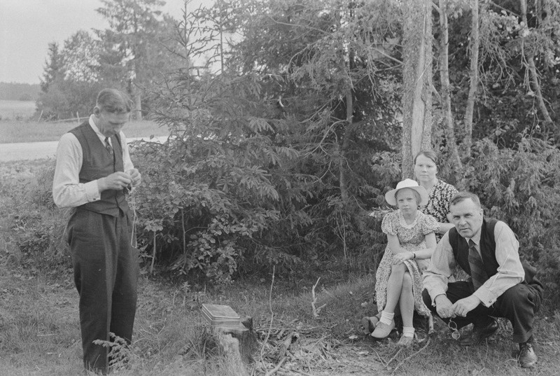 Elo Kurvits omaste keskel