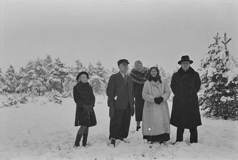 Juhani korteris ja vanaema valge kasukaga 1939 jaanuaris