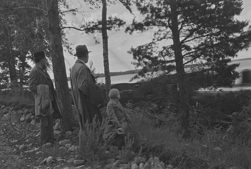 Friedebert Tuglas, Peeter Kurvits ja Elo Kurvits Soomes, 1938