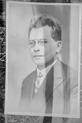 Friedebert Tuglas, umbes 1928  duplicate photo