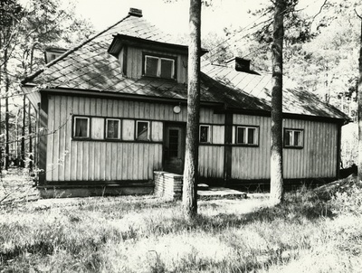 Private house Nõmmel Small Illimari 6, view of the building. Architect Edgar Velbri  similar photo