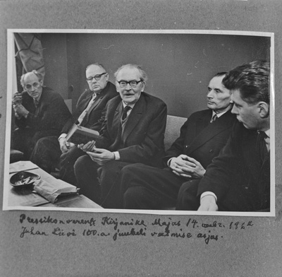 Pressikonverents Kirjanike Majas 14. veebruaril 1964. Juhan Liivi 100. a juubeli veetmise asjus  duplicate photo