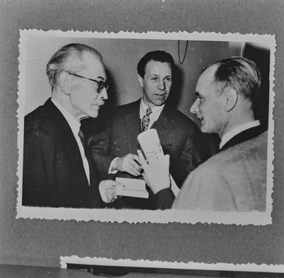 Kirjanike Liidu IV kongressi ajal. Friedebert Tuglas, Felix Kauba, Paul Rummo  duplicate photo