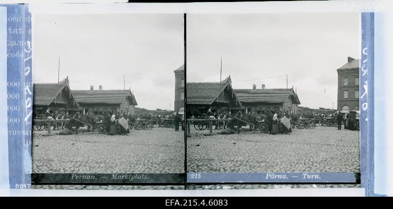 Vaade Pärnu turule.