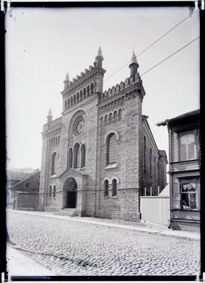 Väike-tartu highway. Synagogue  duplicate photo