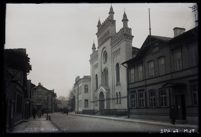 Tallinn, synagogue façade.  duplicate photo