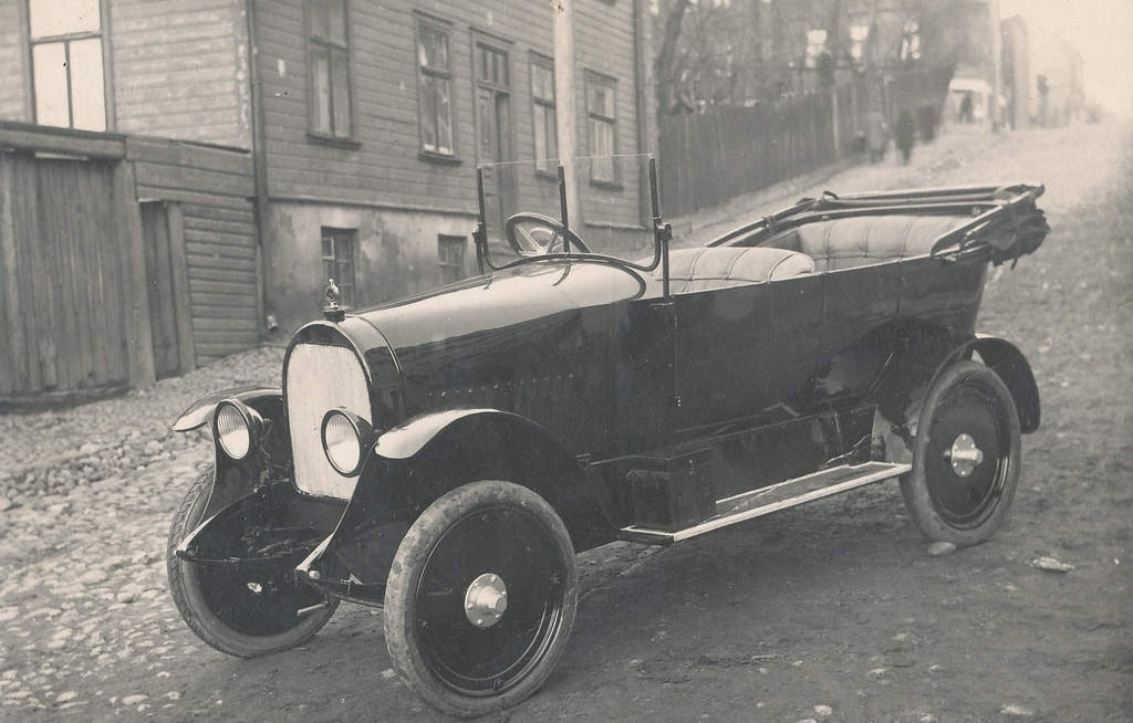 Winning car with Johann Martin lottery