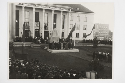 Vladimir I. Lenini mälestussamba avamine, Tartu  similar photo