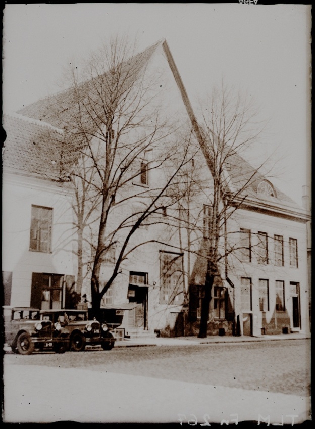 Tallinn, Lai tänav 29, Huecki maja fassaad.