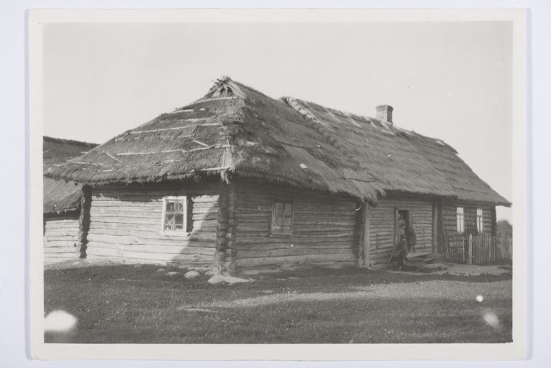 Vana suitsutare, selle taga seenine ning otsas uus tare, Lädina k, Piirikivi t