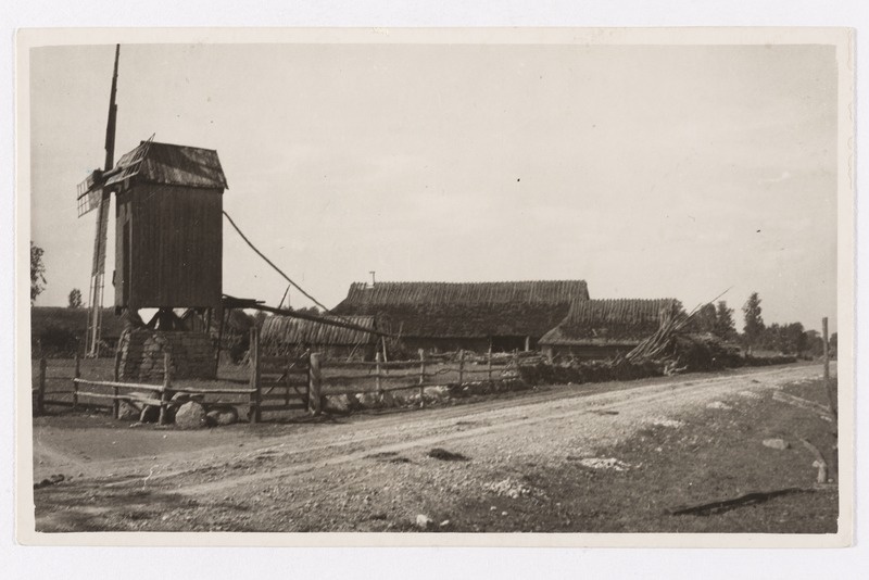 Hakjala küla majade grupp tuulikuga, Kaarma khk