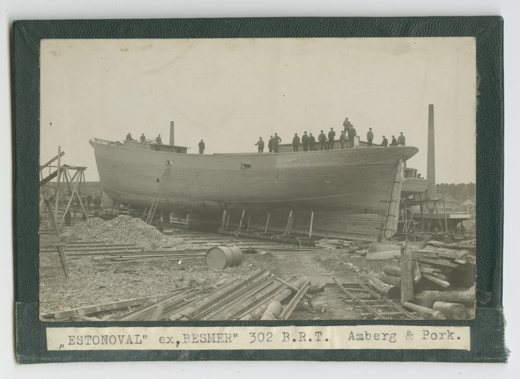 Construction of the sailing ship "Estonoval"