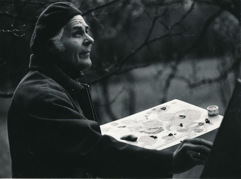 Foto. Fotoseeria "Laikmaa`80". Seeria võitis Haapsalu fotoklubi liikmete hulgas II koha. Foto H.Pilter.