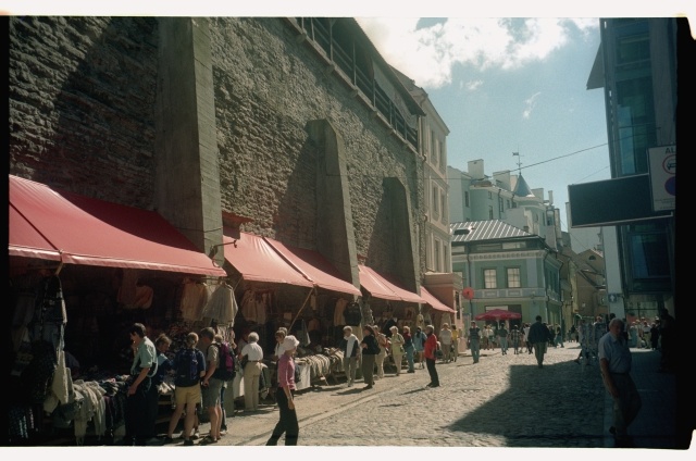 Handicraft sellers in Tallinn Old Town on Müürivahe Street
