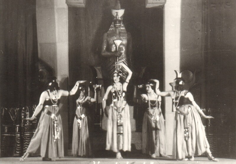 fotokoopia, stseen lavastusest "Manala laul" Paides 20.saj. esimesel poolel