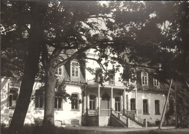 foto Purdi mõisahoonele
