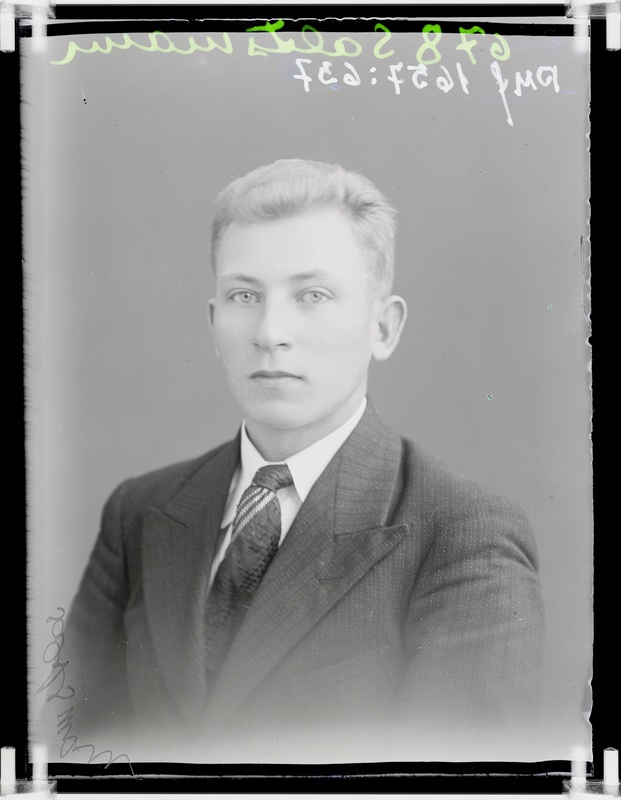 klaasnegatiiv, Saltsmann, noormehe poolportree, Paide 1930-ndad a.