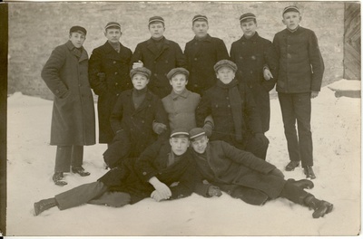 foto, Paide Ühisgümnaasiumi poisid  1925-26.a.  duplicate photo